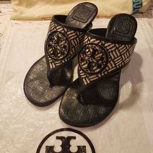 Tory Burch Feta woven Raffia Straw Logo Sandals